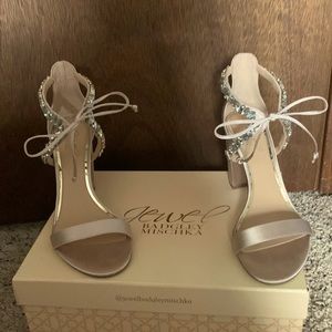 Formal sandals barely worn